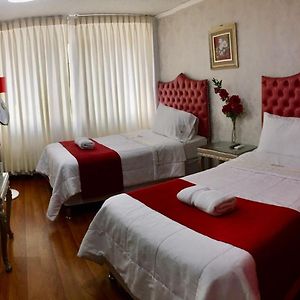 Habitación con 2 Camas Individuales
